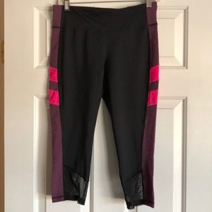 Ideology Crop Leggings Black Pink size M